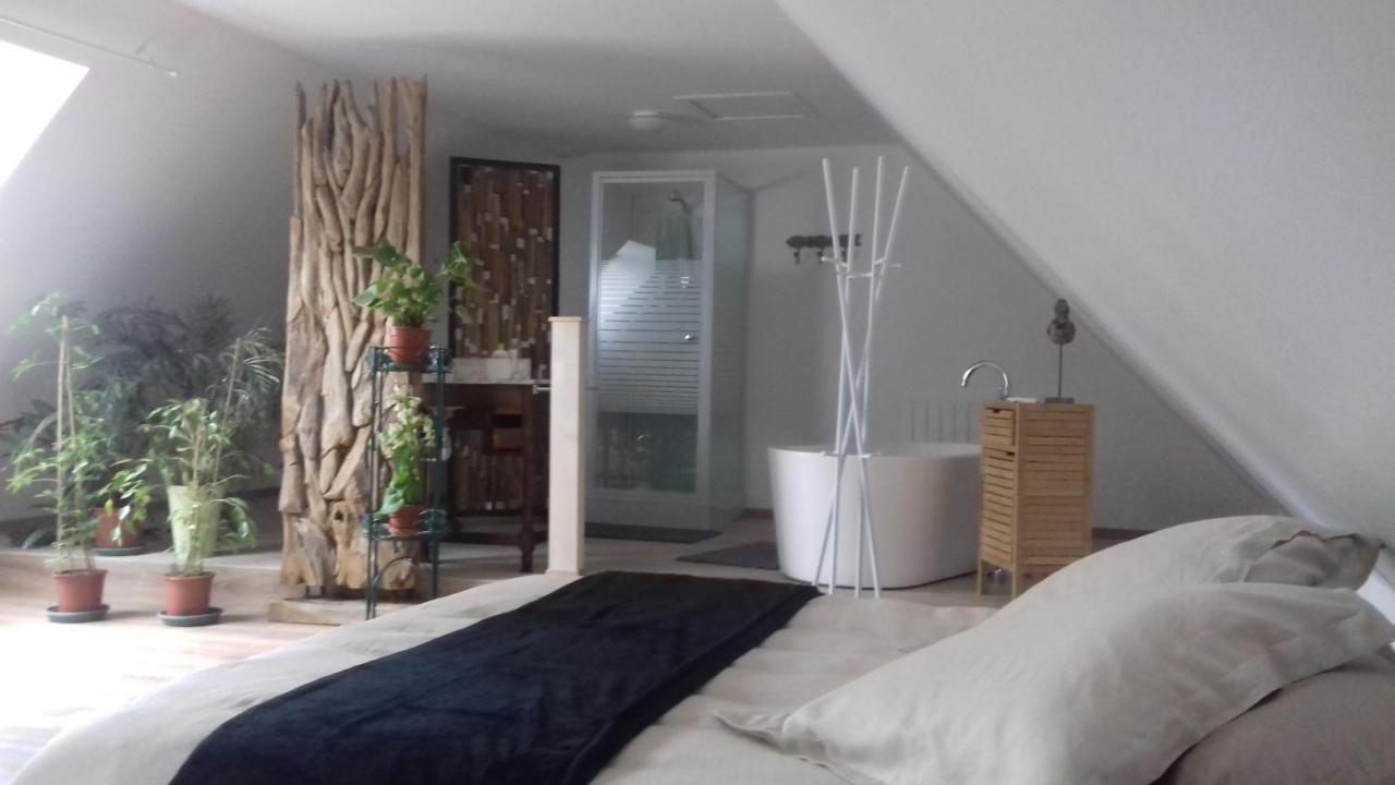 La Martre Bed & Breakfast Saint-Sylvestre-de-Cormeilles Eksteriør bilde